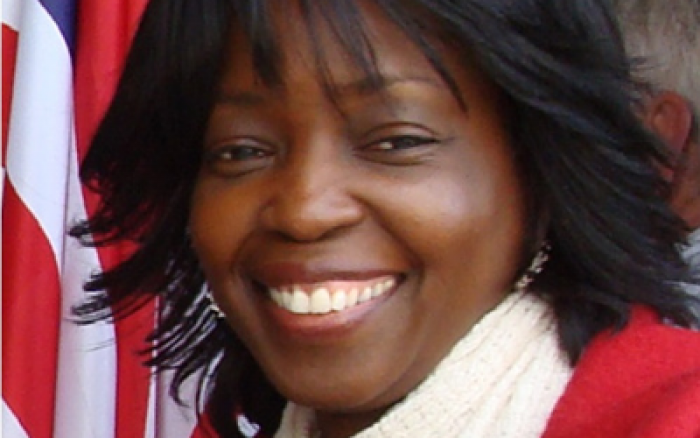 Give a warm welcome to JUKI's new educator, Dena!