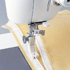 Invisible Zipper Foot (Plastic)